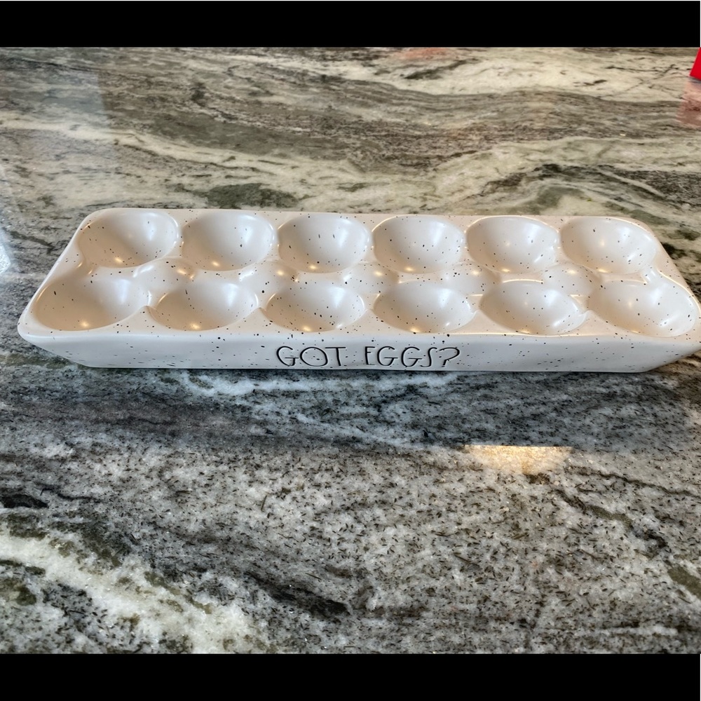 Rae Dunn ‘Got Eggs?’ egg tray